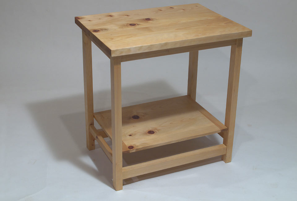 木工教室生徒さん作品　テーブル　ひのき