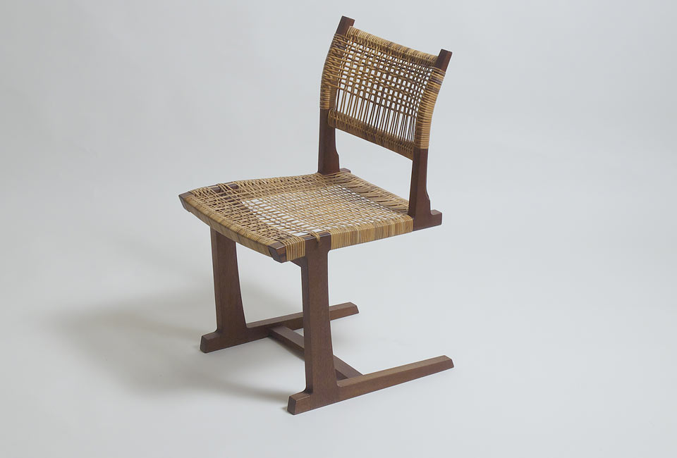 カンチレバーの椅子 Wooden Cantilever Chair DC-1