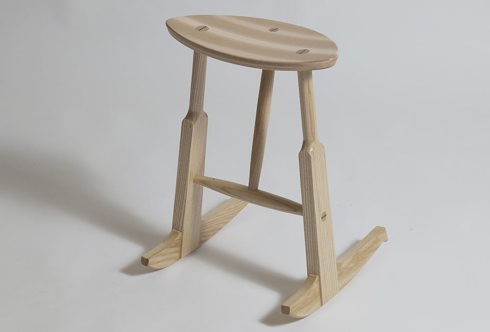 スツール　Rocking Stool DS-1