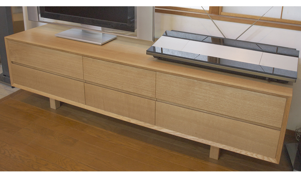 テレビ台 TV Cabinet